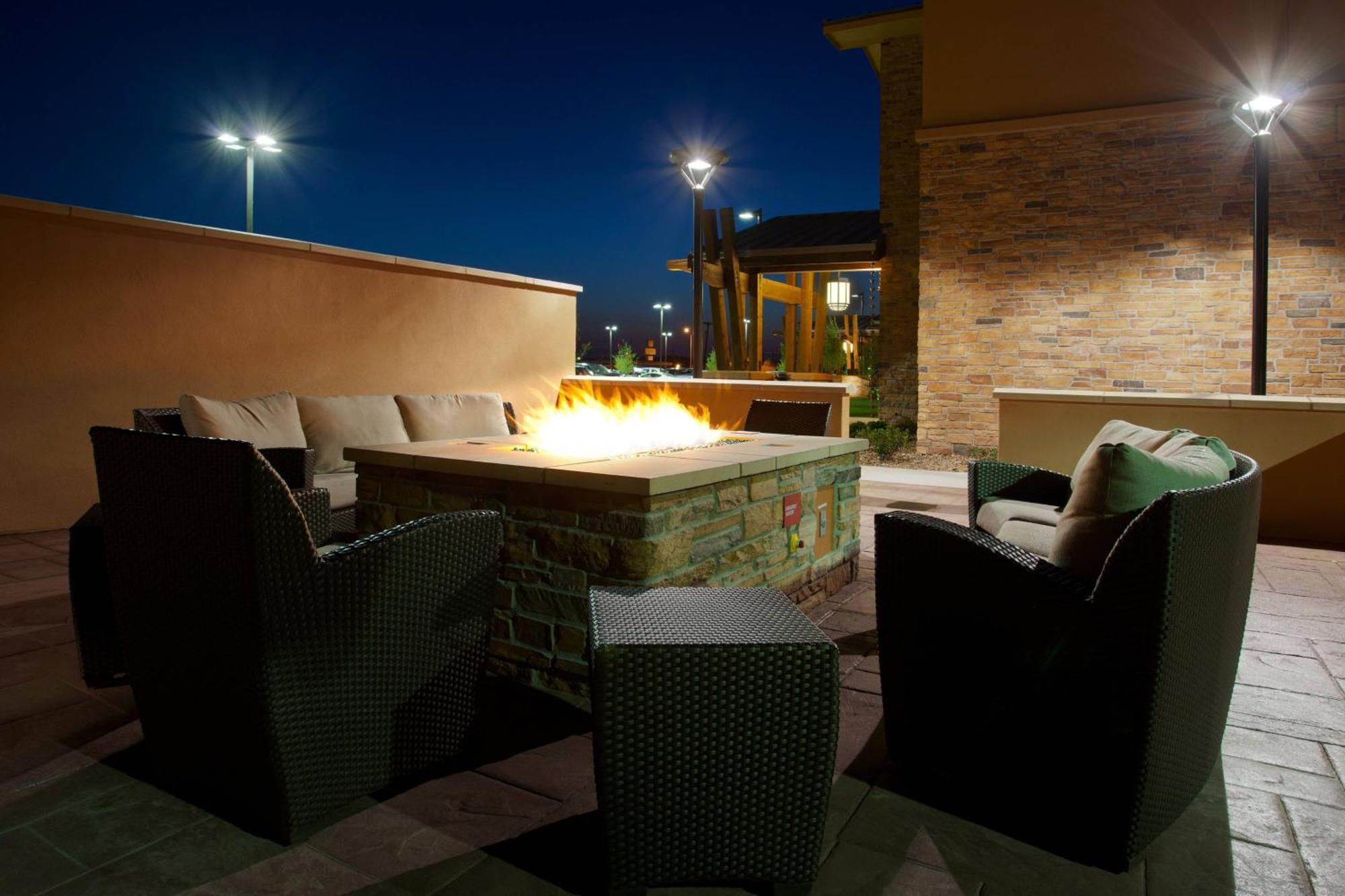 Towneplace Suites By Marriott Carlsbad Exterior photo